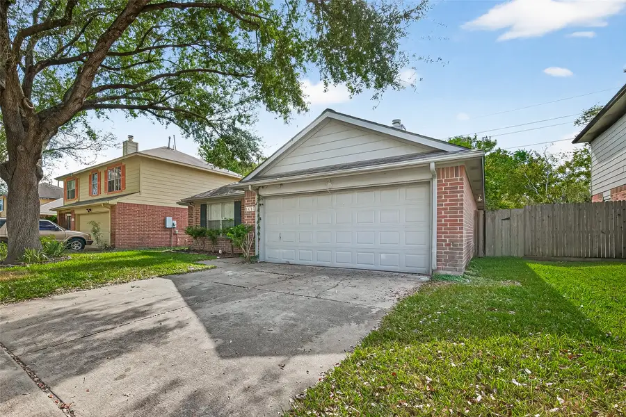 13715 Naomi Hollow Lane, Houston, TX 77082 - Image #2