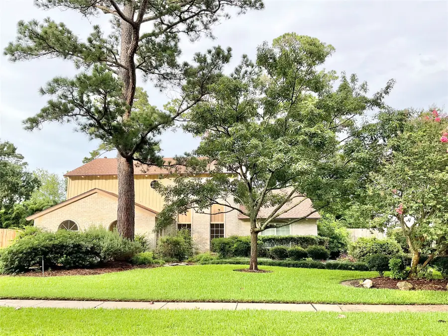 1022 Oak Leaf Street, La Porte, TX 77571 - #2