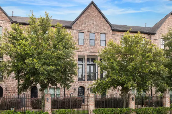 9520 London Bridge Station, Houston, TX 77045