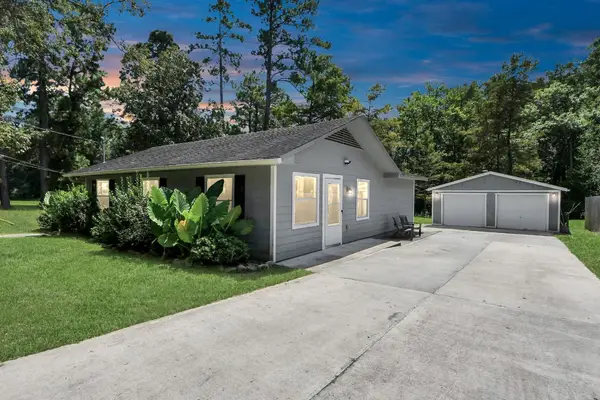 238 Waterfall Drive, Huffman, TX 77336