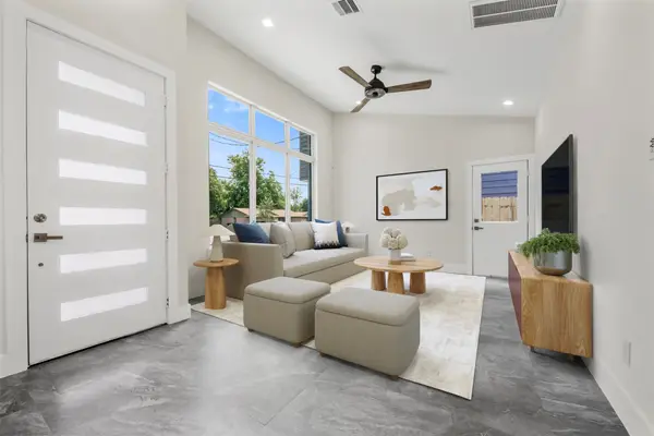1277 Dewalt Street, Houston, TX 77088