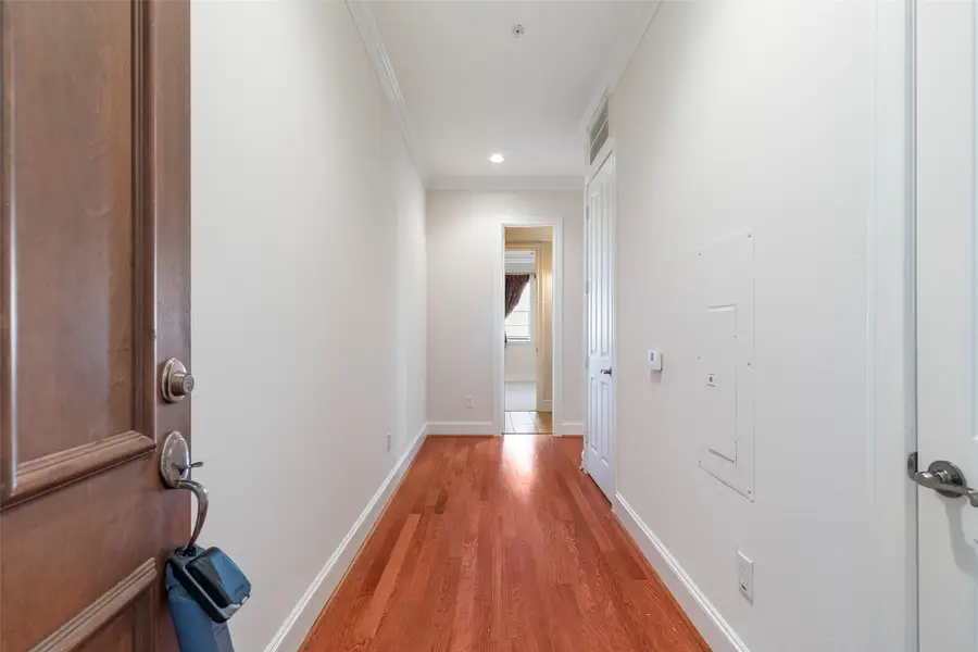 7134 Mapleridge Street #3G, Houston, TX 77081 - Image #3