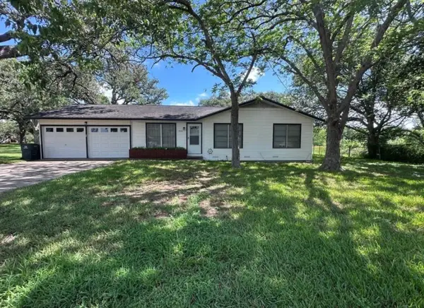 1214 Macarthur, Cuero, TX 77954