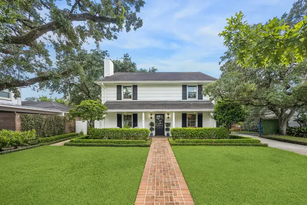 2419 Avalon Place, Houston, TX 77019