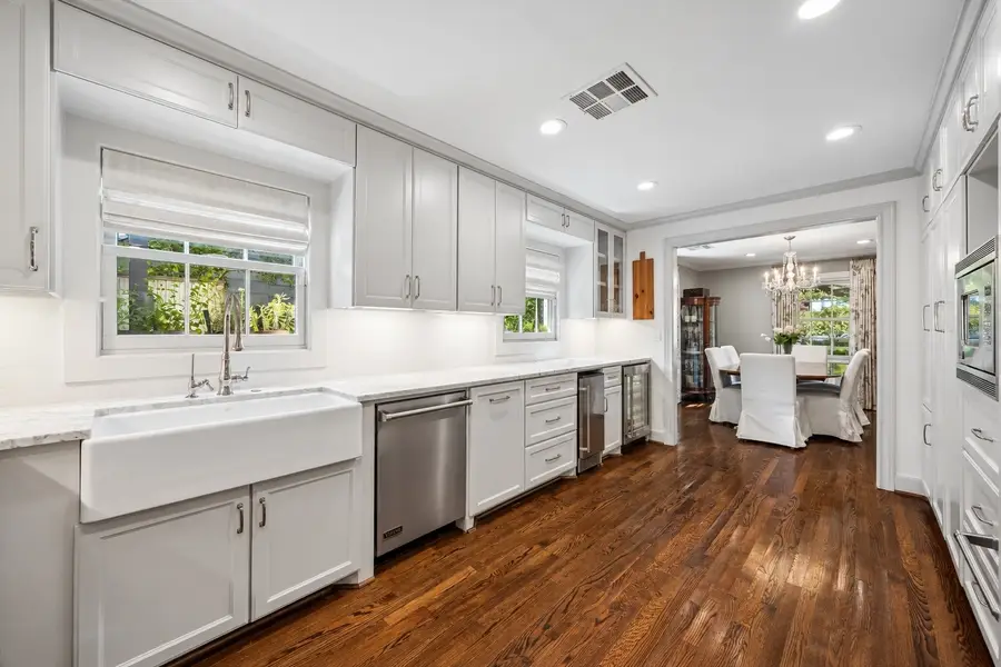 2419 Avalon Place, Houston, TX 77019 - #3