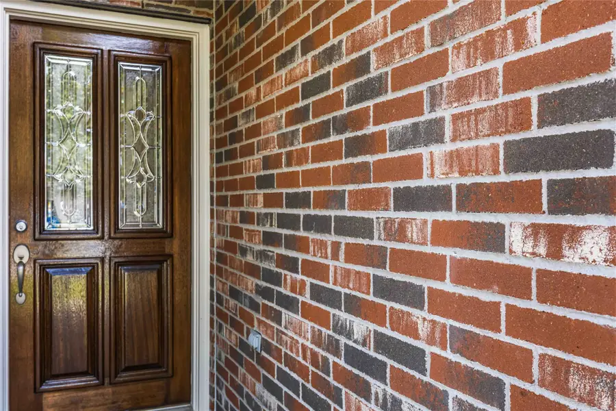 398 Henry Street, Alvin, TX 77511 - #3