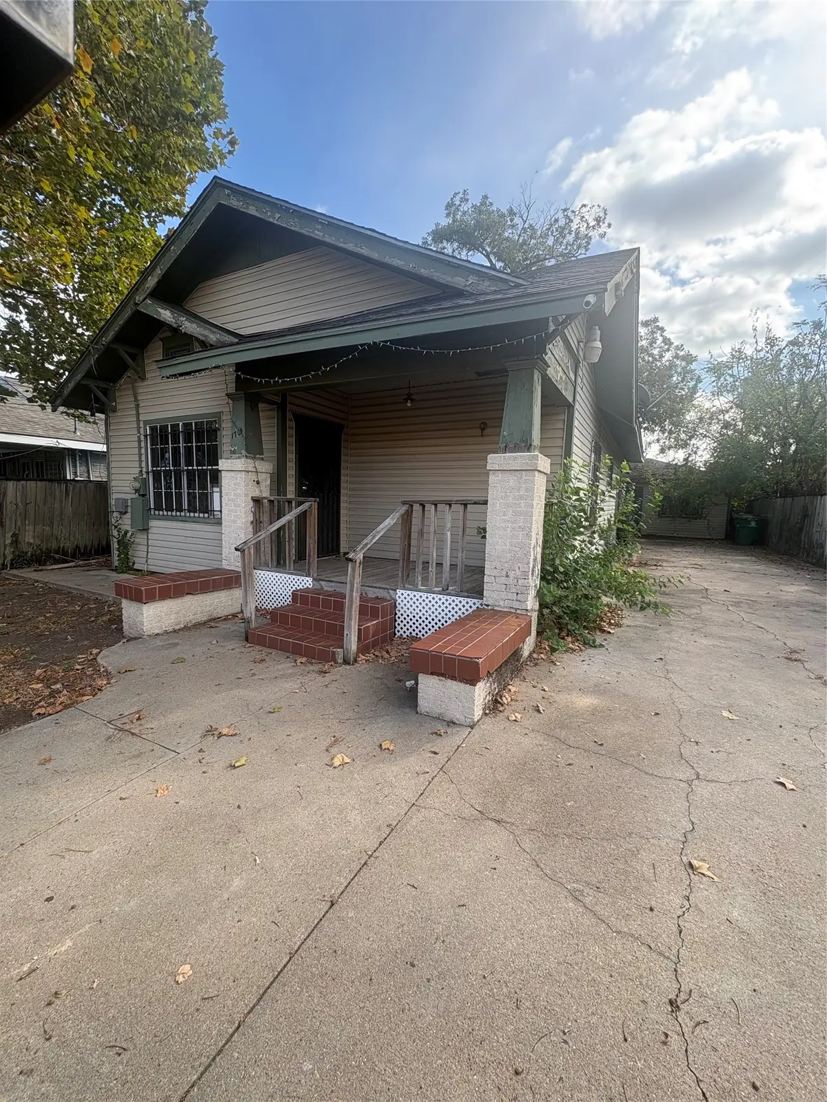 1709 Hussion Street, Houston, TX 77003 - #1