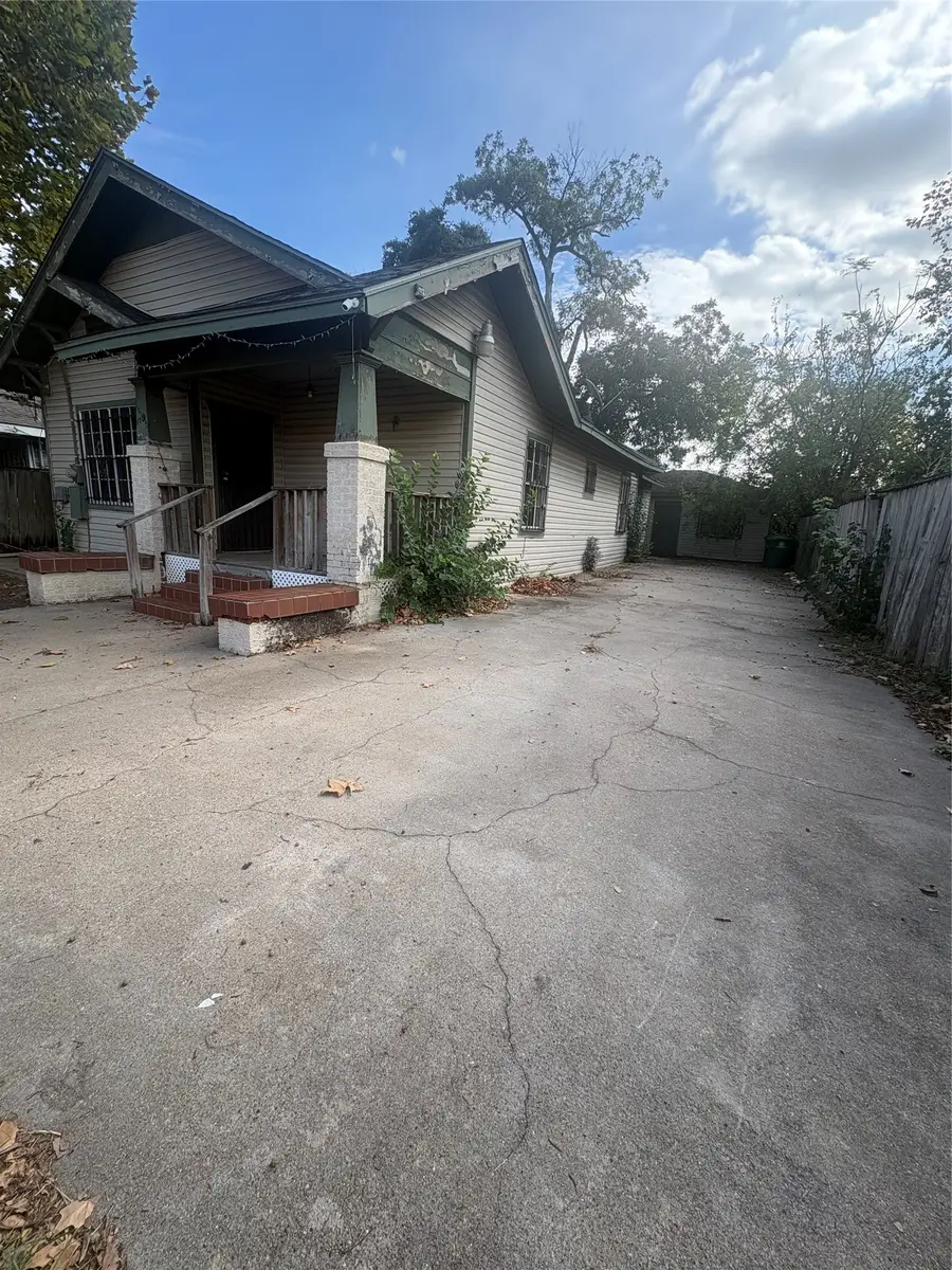 1709 Hussion Street, Houston, TX 77003 - #2