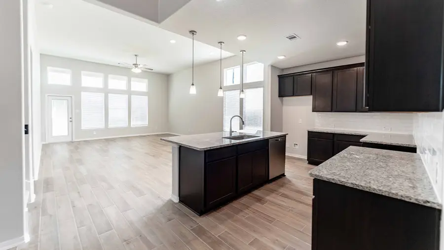 2702 Ruby Laurel Drive, Iowa Colony, TX 77583 - Image #2