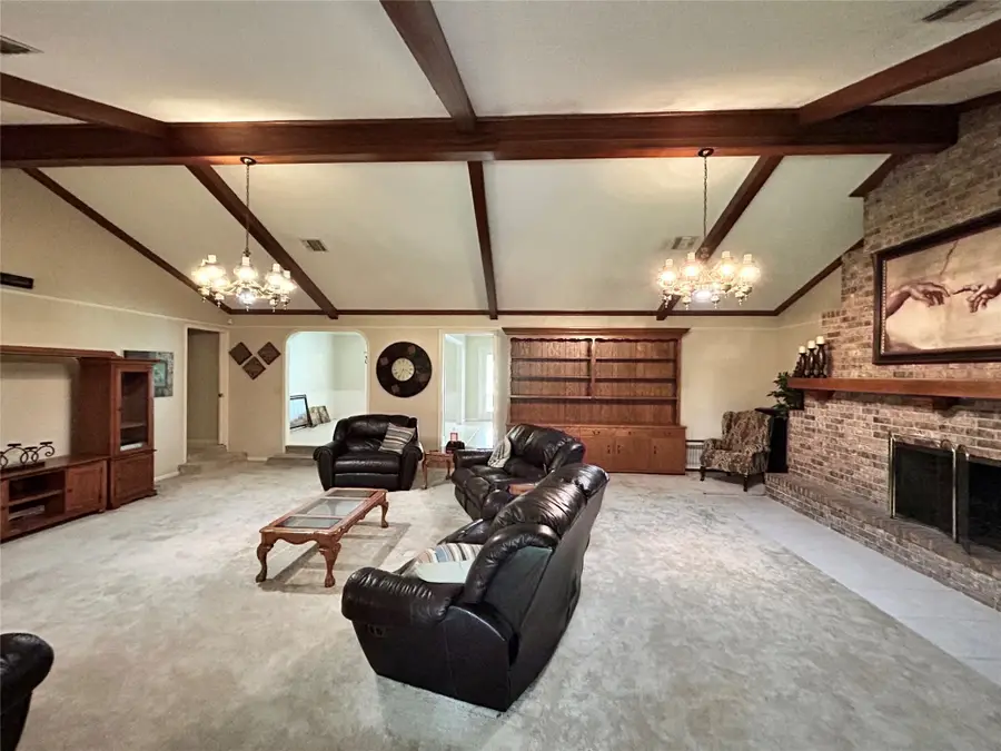 4 Renwick Street, Bay City, TX 77414 - Image #2