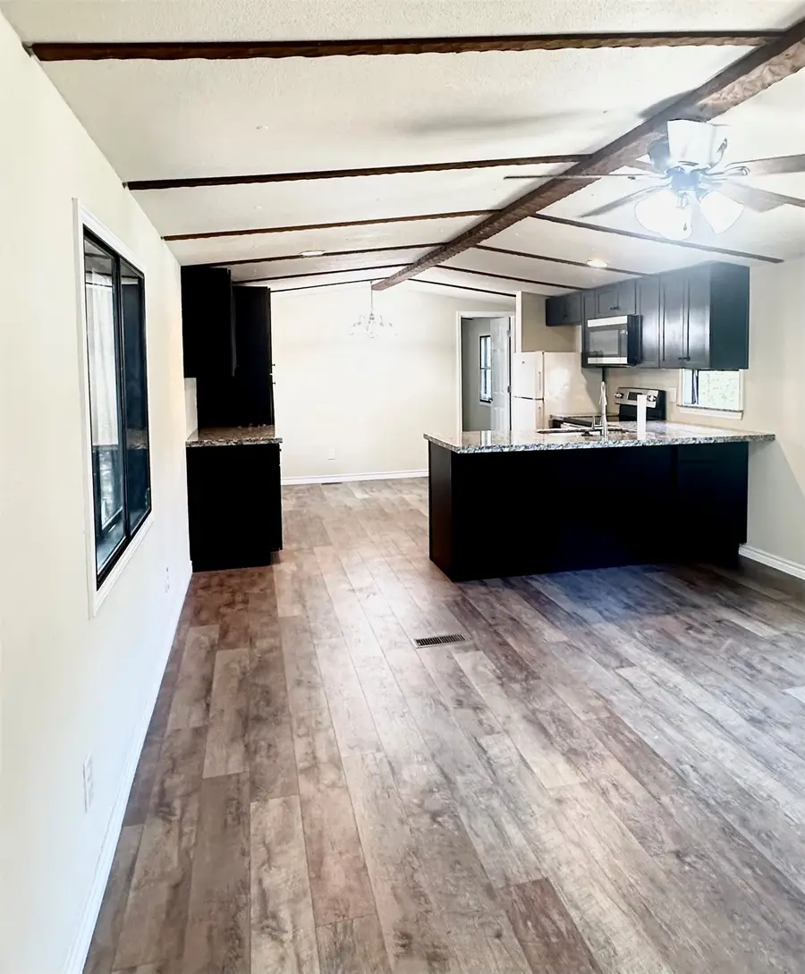 13169 S Lee Shore Drive, Willis, TX 77318 - Image #3