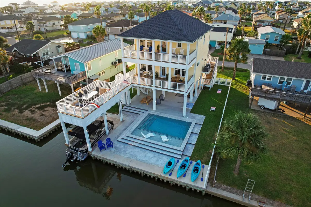 16515 Nassau Way, Jamaica Beach, TX 77554 - #1