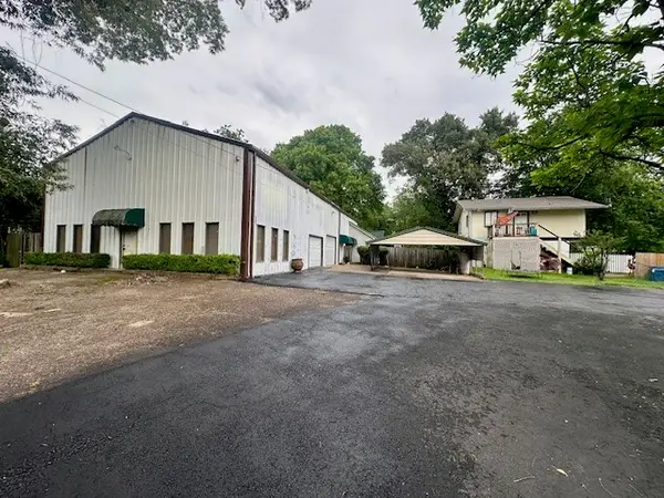 2209 & 2211 E Old Hwy 80, White Oak, TX 75693