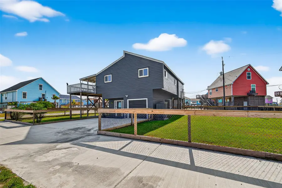 1926 Blue Water Highway, Surfside Beach, TX 77541 - Image #2