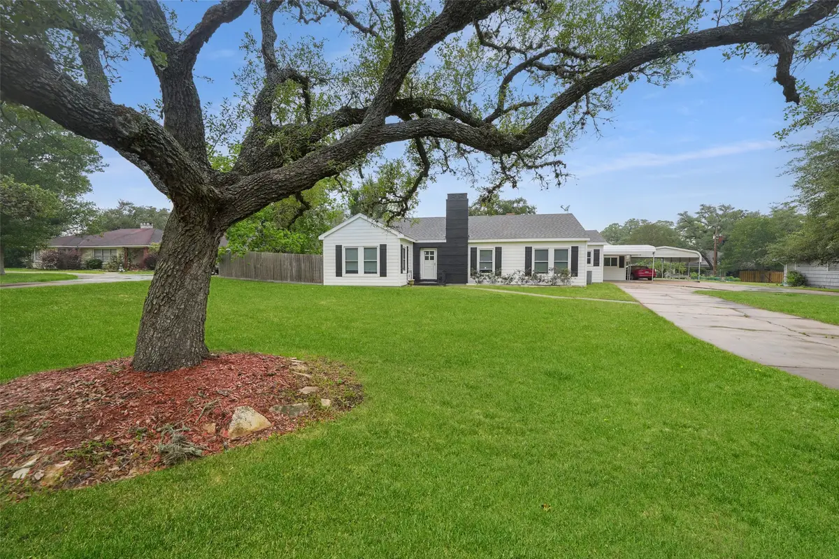 603 S Mccarty Avenue, Eagle Lake, TX 77434 - #1