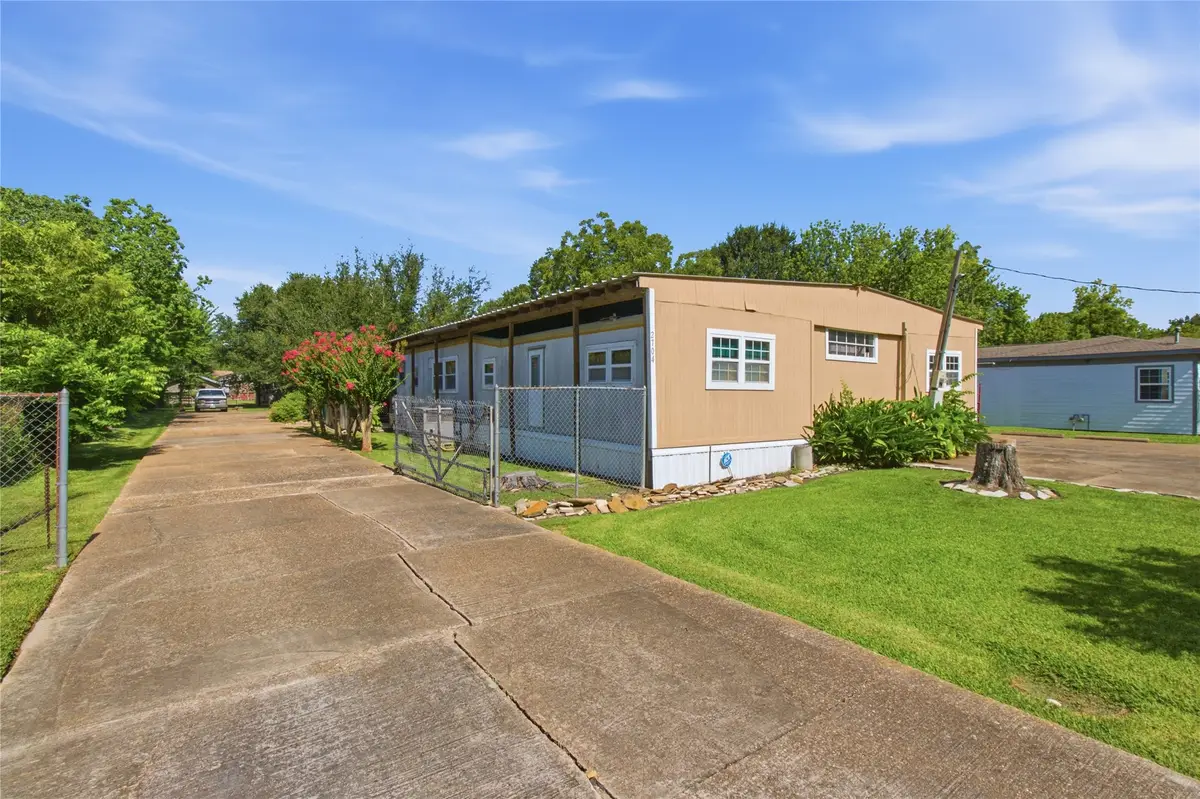 2704 Sinclair Street, Pasadena, TX 77503 - #1