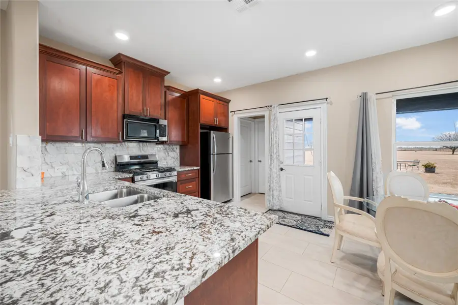 8307 W Green Leaf Street, Brookshire, TX 77423 - #3