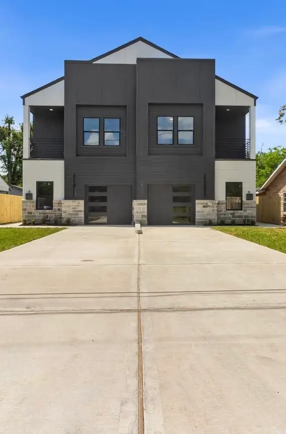 5302 San Juan Street #A/B, Houston, TX 77020