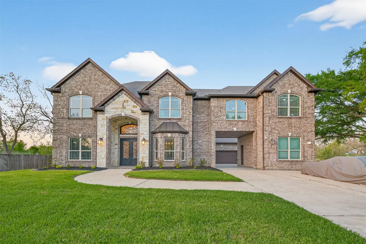 633 Crenshaw Road, Houston, TX 77504 - #1