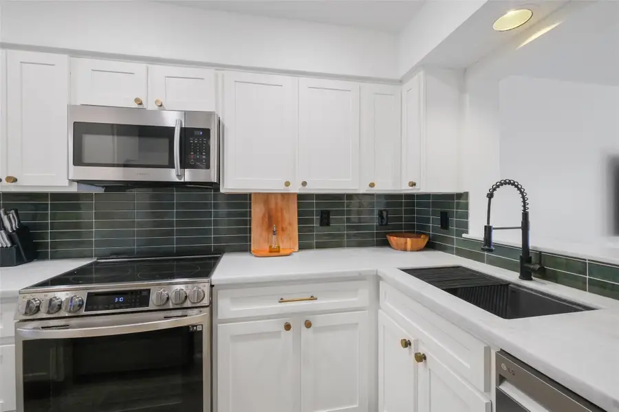 11550 Chimney Rock Unit 400 Road, Houston, TX 77035 - Image #2