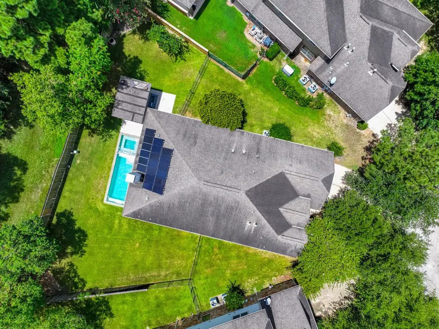 2 Arrowfeather Place, The Woodlands, TX 77389 - #2