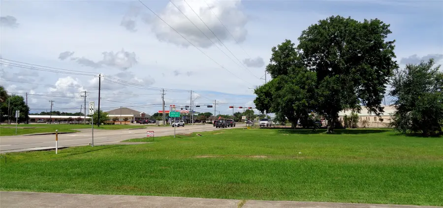 2418 25th Avenue N, Texas City, TX 77590 - #2