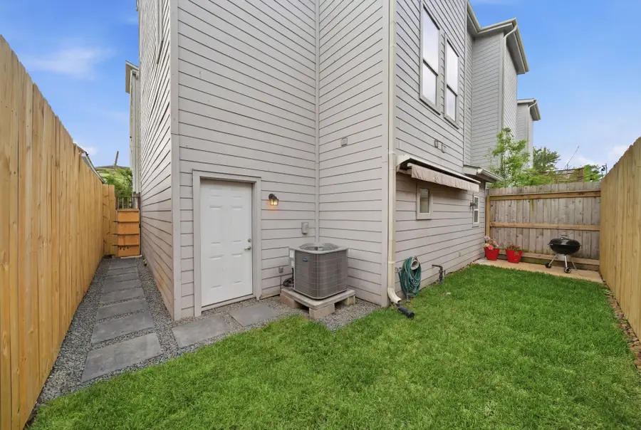 1910 Fletcher Street, Houston, TX 77009 - #3