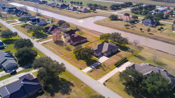 3327 River Bend Drive, Rosenberg, TX 77471