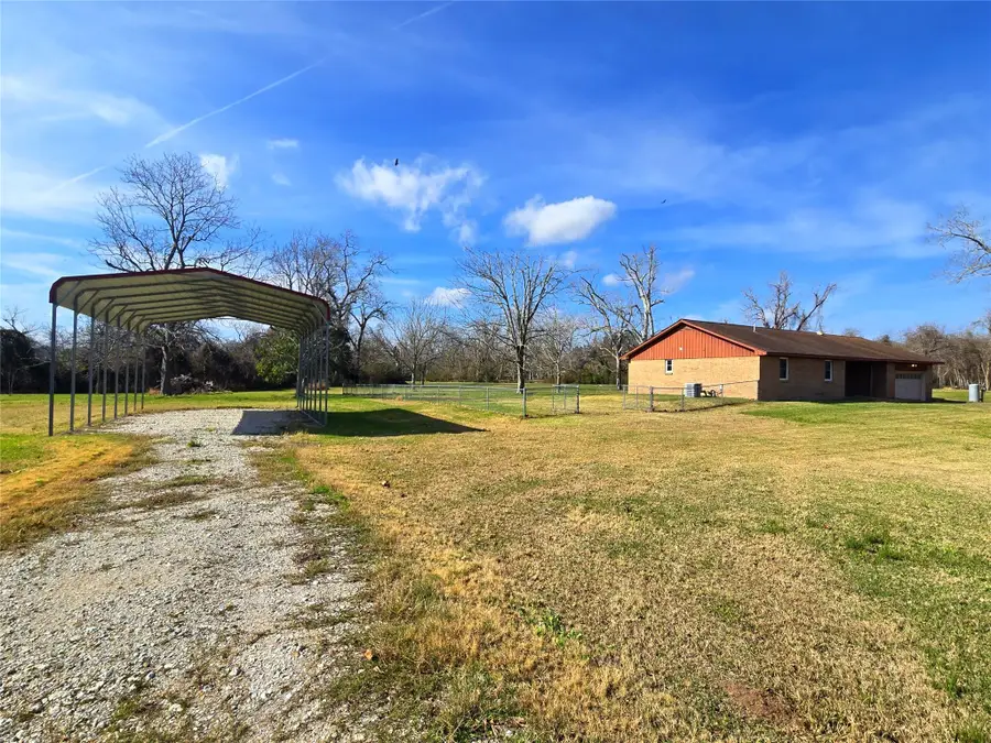 128 County Road 655, Brazoria, TX 77422 - Image #2