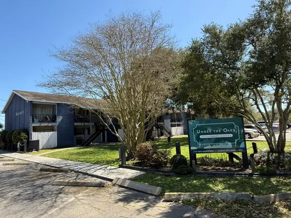 1101 E Main Street, League City, TX 77573