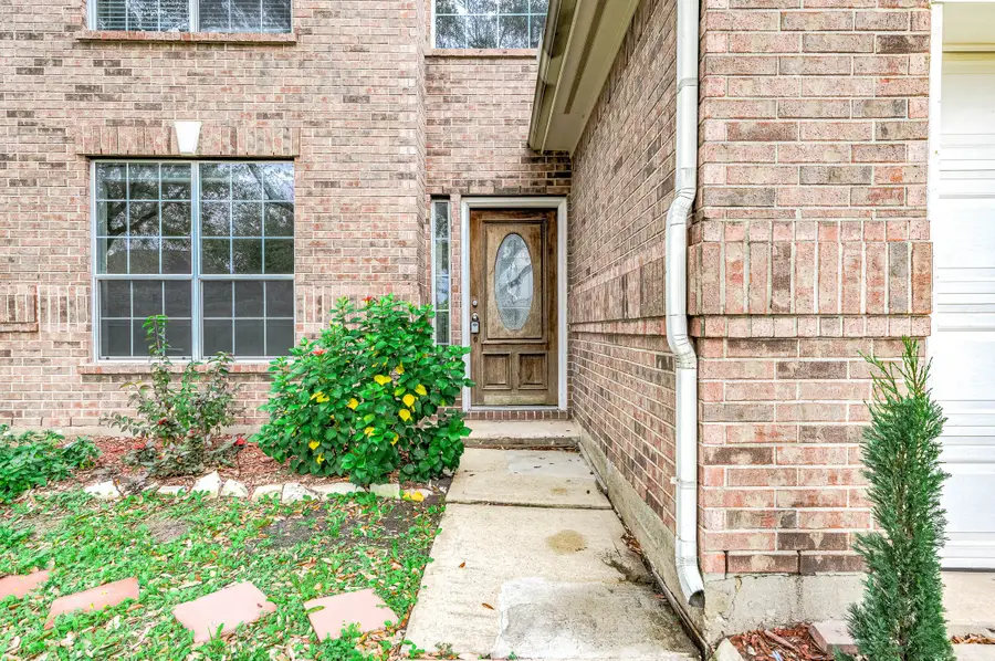 11303 Morning Cloud Drive, Pearland, TX 77584 - Image #3