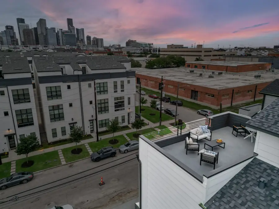1113-1119 Ennis Street, Houston, TX 77003 - #2