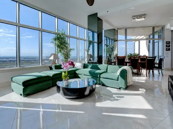 801 E Beach Drive #BC2808, Galveston, TX 77550