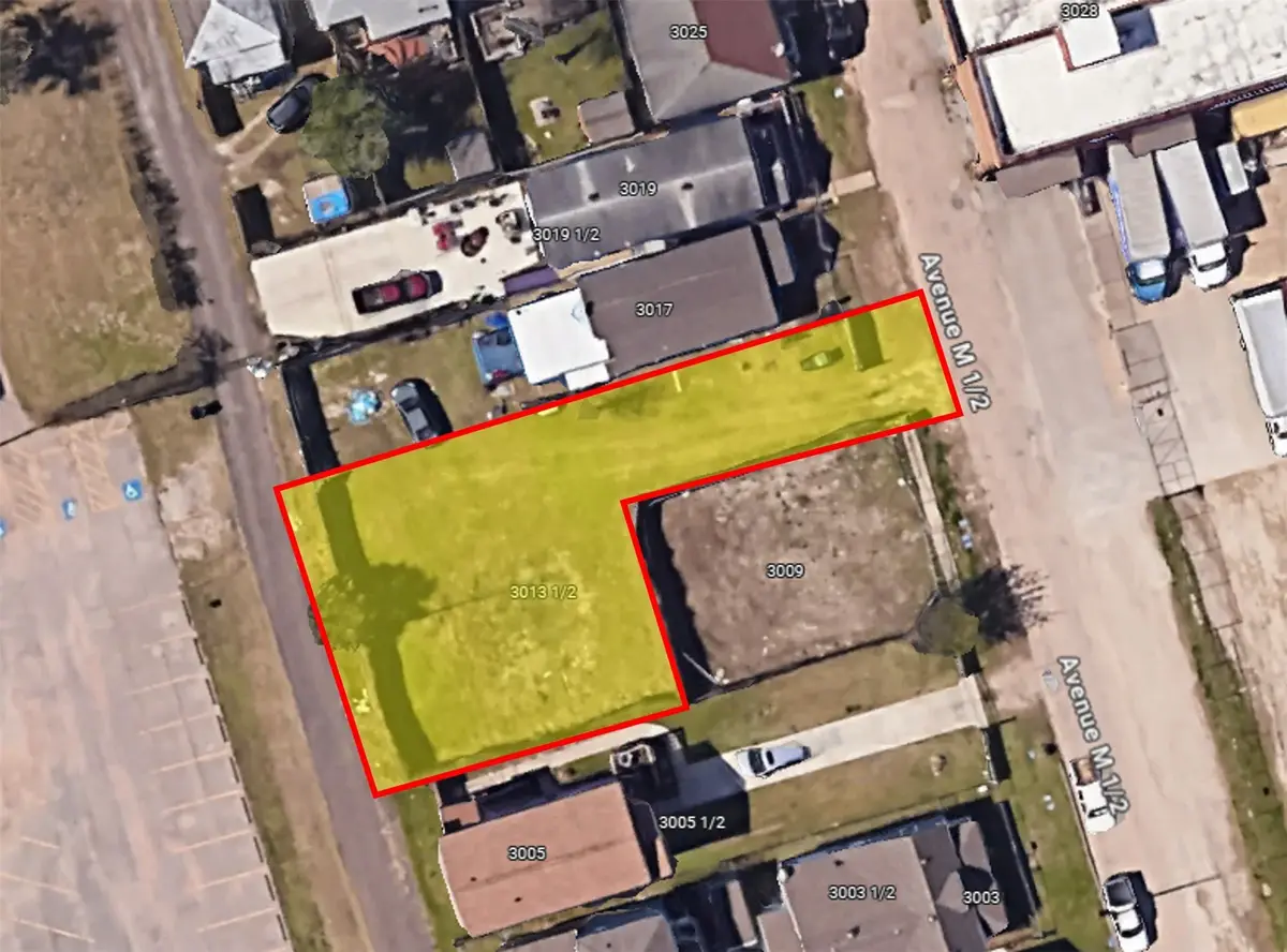 3013 Avenue M 1/2, Galveston, TX 77550 - #1