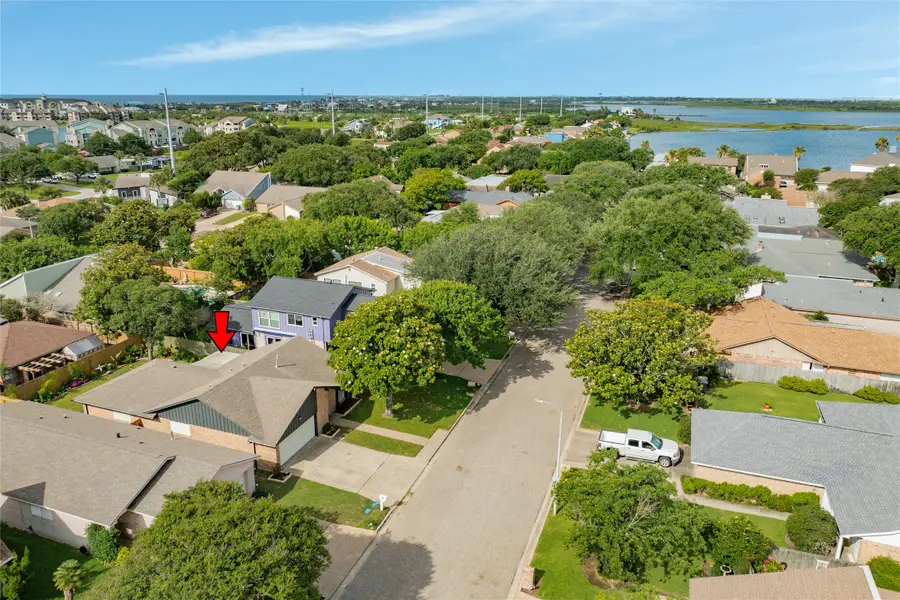 15 Tradewinds Drive, Galveston, TX 77554 - #3