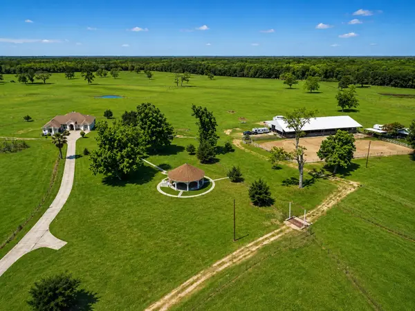 130 Duncan Lane, Liberty, TX 77575