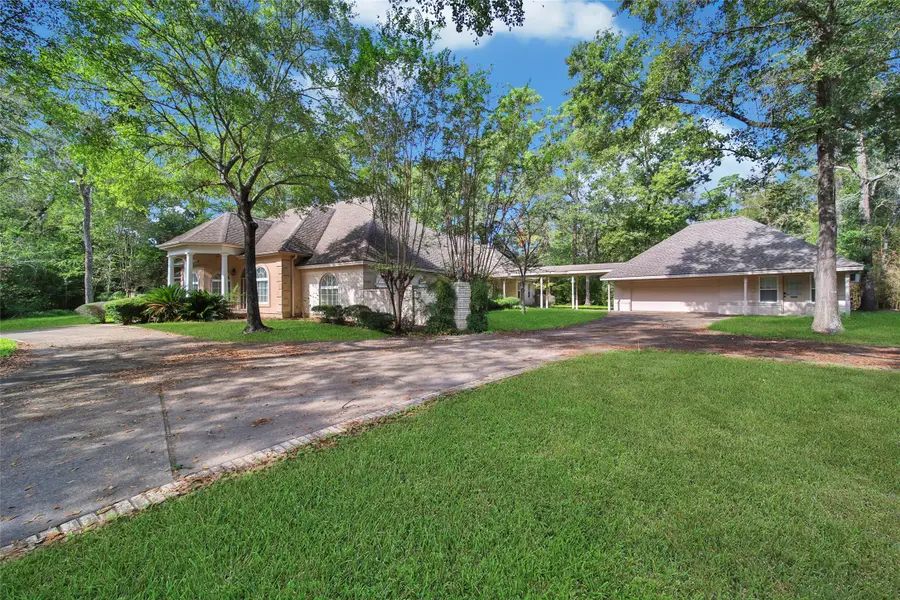 5 Briarwood Drive, Conroe, TX 77301 - Image #2