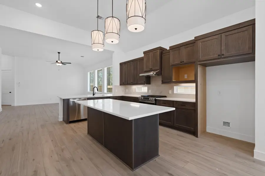 333 Gambels Quail Road, Waller, TX 77447 - Image #2