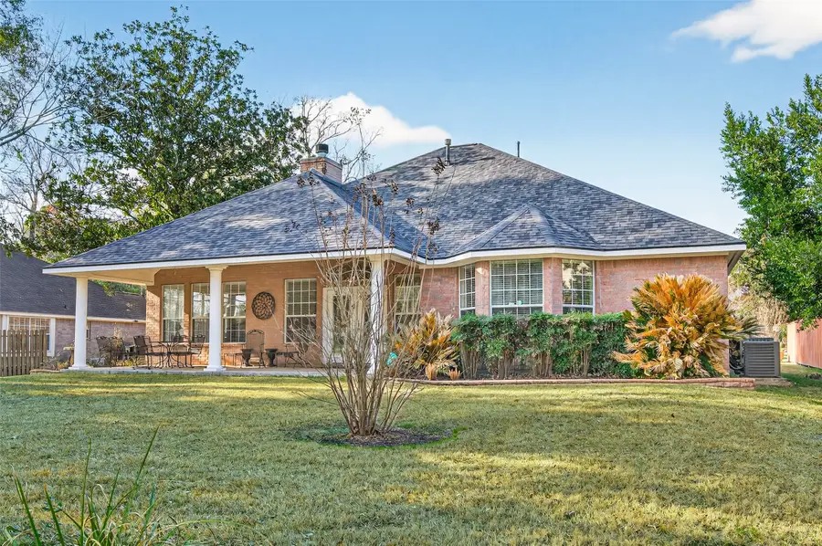 13 Wedgewood Boulevard, Conroe, TX 77304 - #2