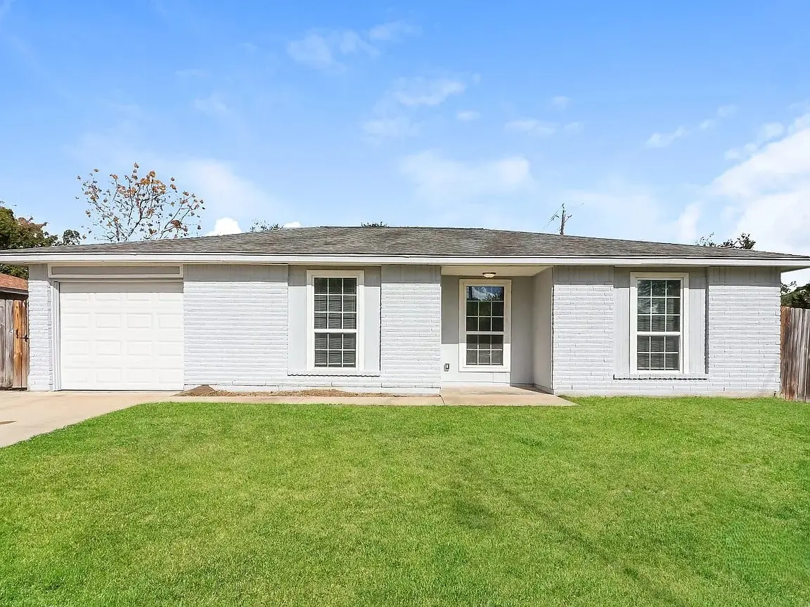 16739 Forest Bend Avenue, Friendswood, TX 77546 - #1