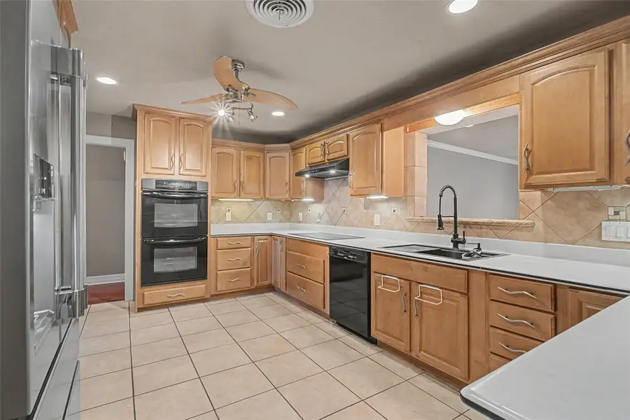 7213 Youpon Drive, Galveston, TX 77551 - #2