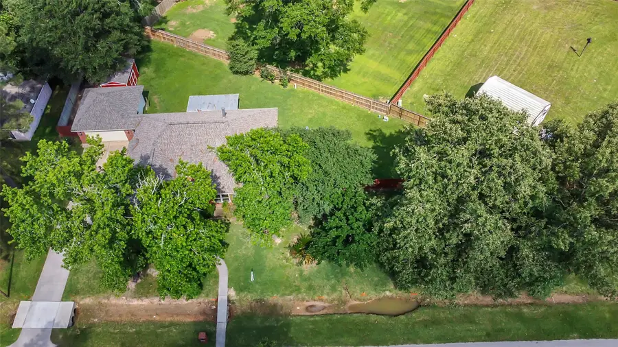 406 Caesars Circle, New Caney, TX 77357 - Image #2