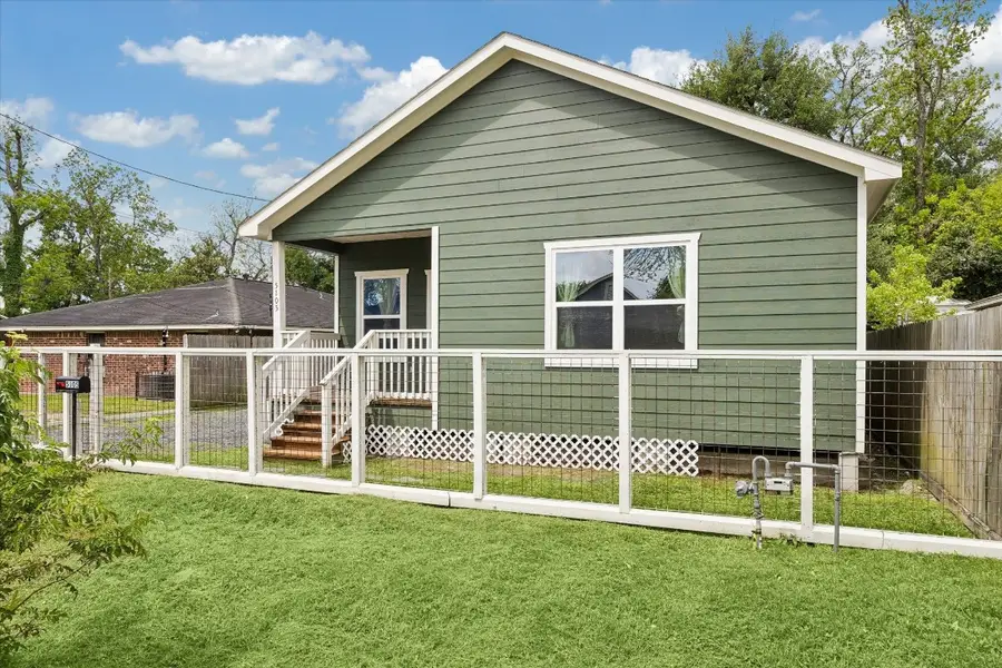 5105 Chapman Street, Houston, TX 77009 - #3