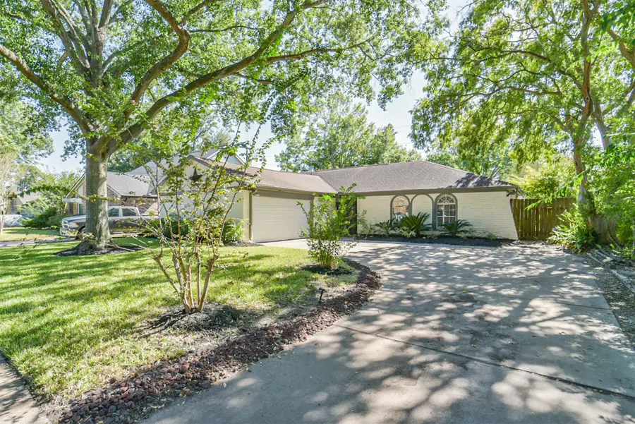 22203 Fincastle Drive, Katy, TX 77450 - Image #2