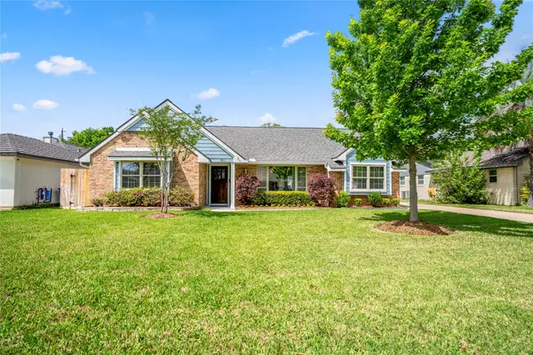 1911 Stebbins Drive, Houston, TX 77043