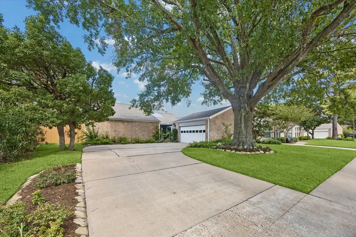11402 Overbrook Lane, Houston, TX 77077 - #1