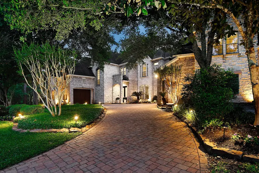 19 Hunnewell Way, The Woodlands, TX 77382 - #2