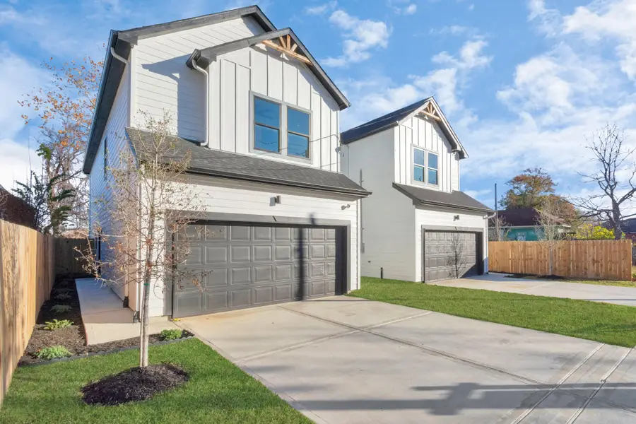 2213 Lee Street, Houston, TX 77026 - Image #2