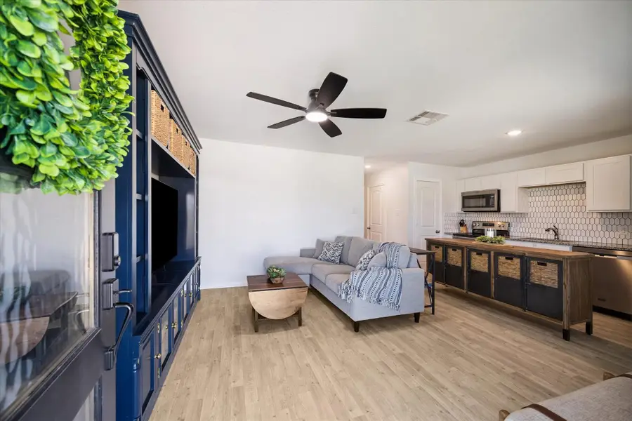 17050 Marie Village Drive, Conroe, TX 77306 - Image #3