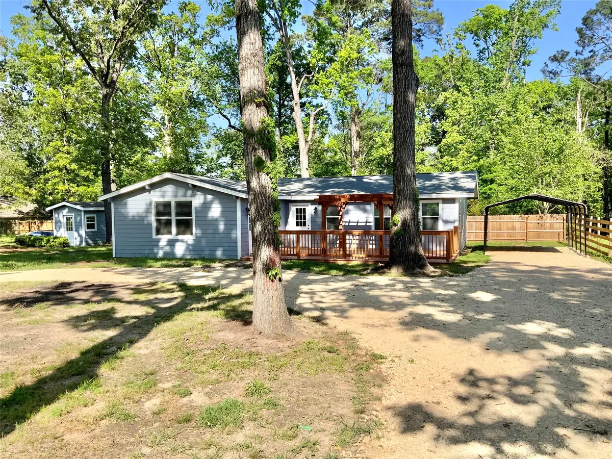 172 Pine Needle St, Onalaska, TX 77360 - #1